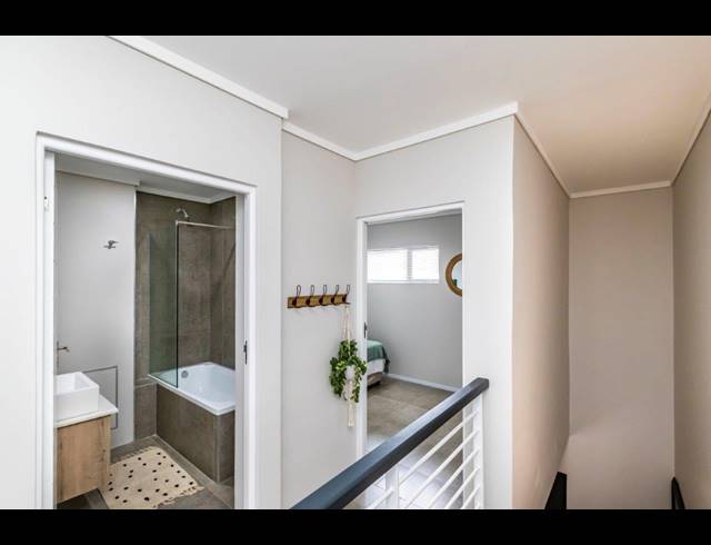 2 BEDROOM TOWNHOUSE FOR SALE IN NAHOON VALLEY PARK